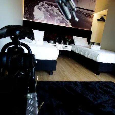 Currais O Pequeno Paraíso Entre O Mar E A Serra *