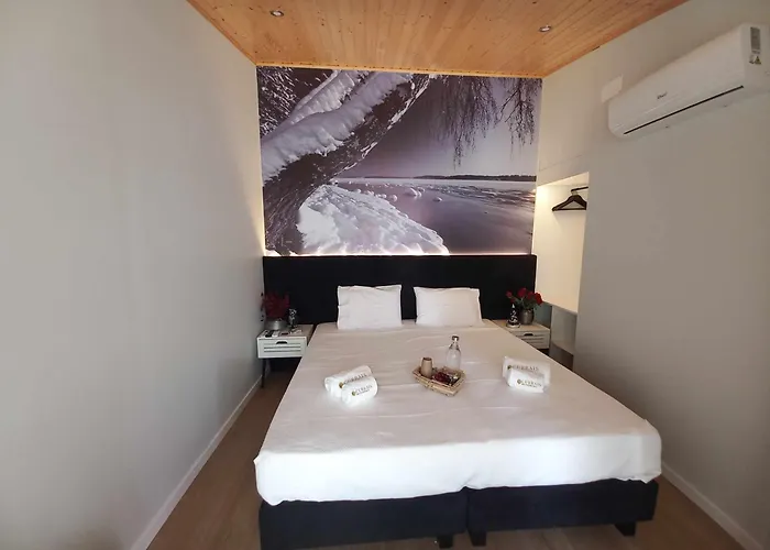 Hostel Currais O Pequeno Paraiso Entre O Mar E A Serra